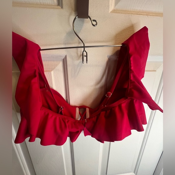 Pinkish Red Ruffled Bikini Top - Picture 3 of 3